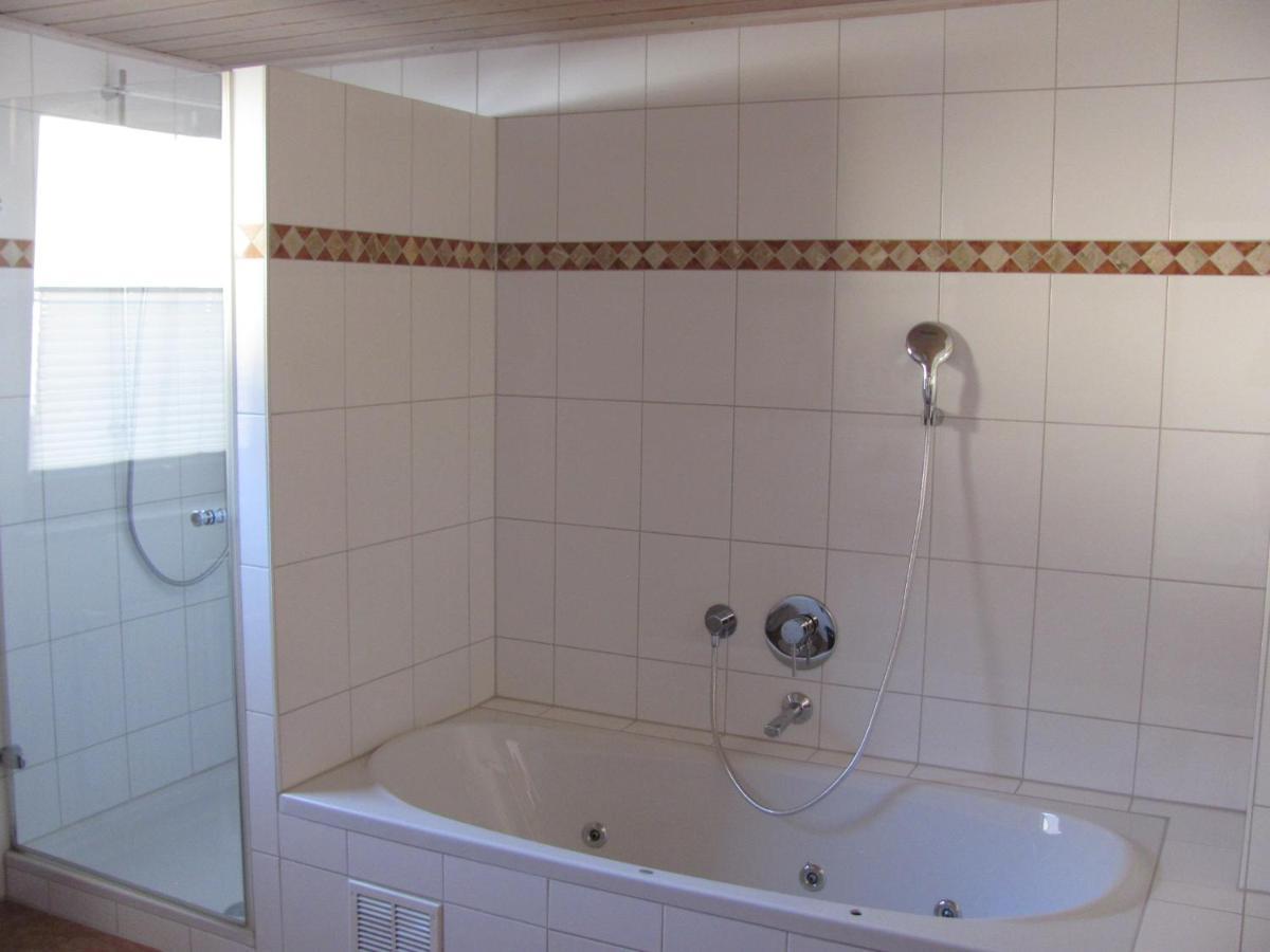 #7 Ferienhaus Mit Schlossblick Trunkelsberg Fuer Max 6 Personen,Kueche Komplett Eingerichtet, 2 Baeder 3 Schlafzimmer Top-Ausstattung المظهر الخارجي الصورة
